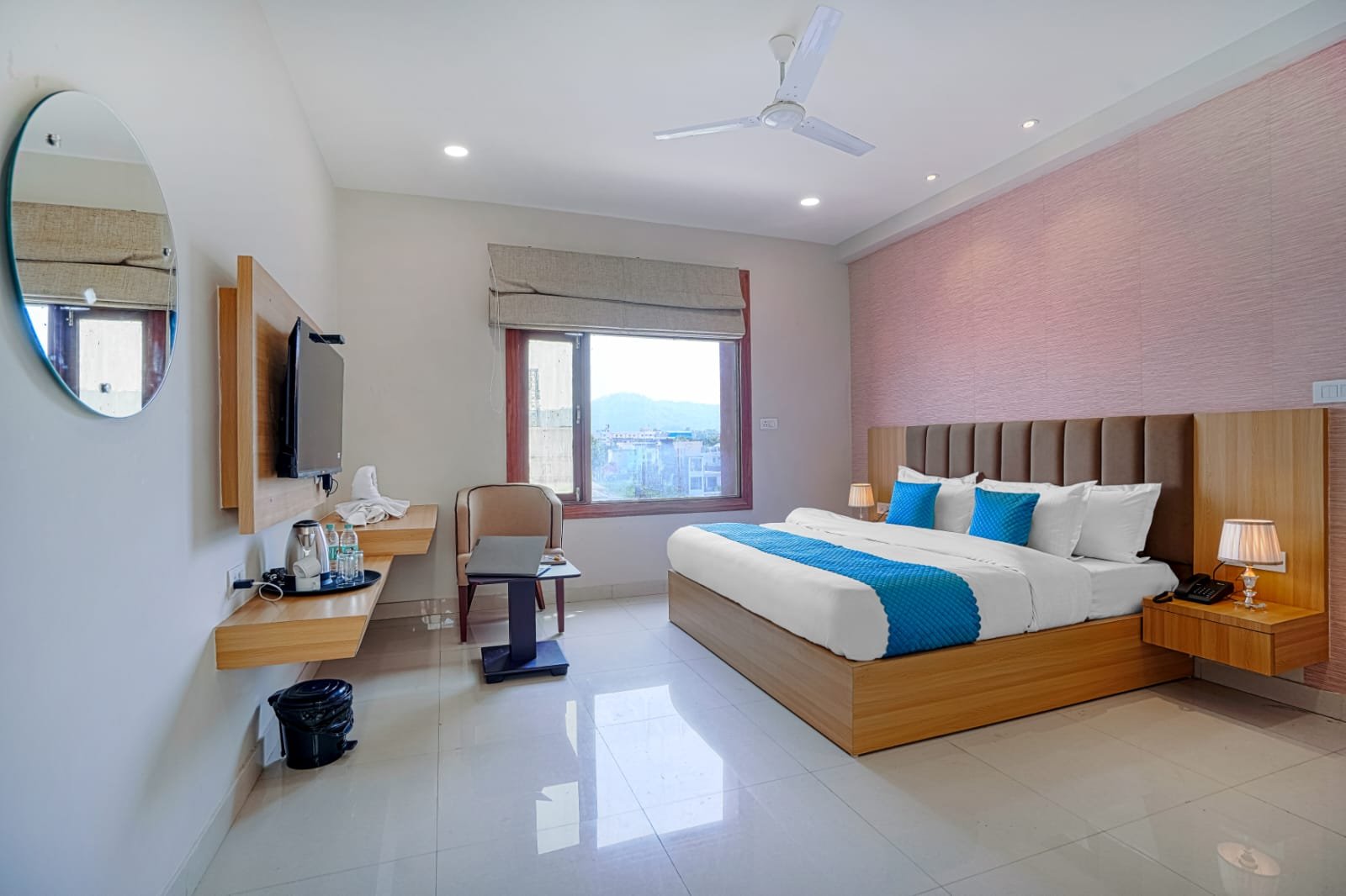 Premium Balcony Room - The Aanandam By Agravansh