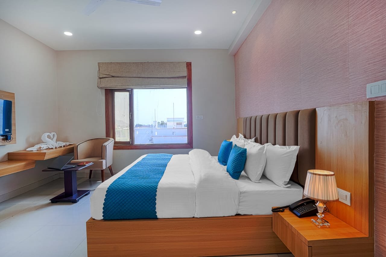 Family Room - The Aanandam By Agravansh